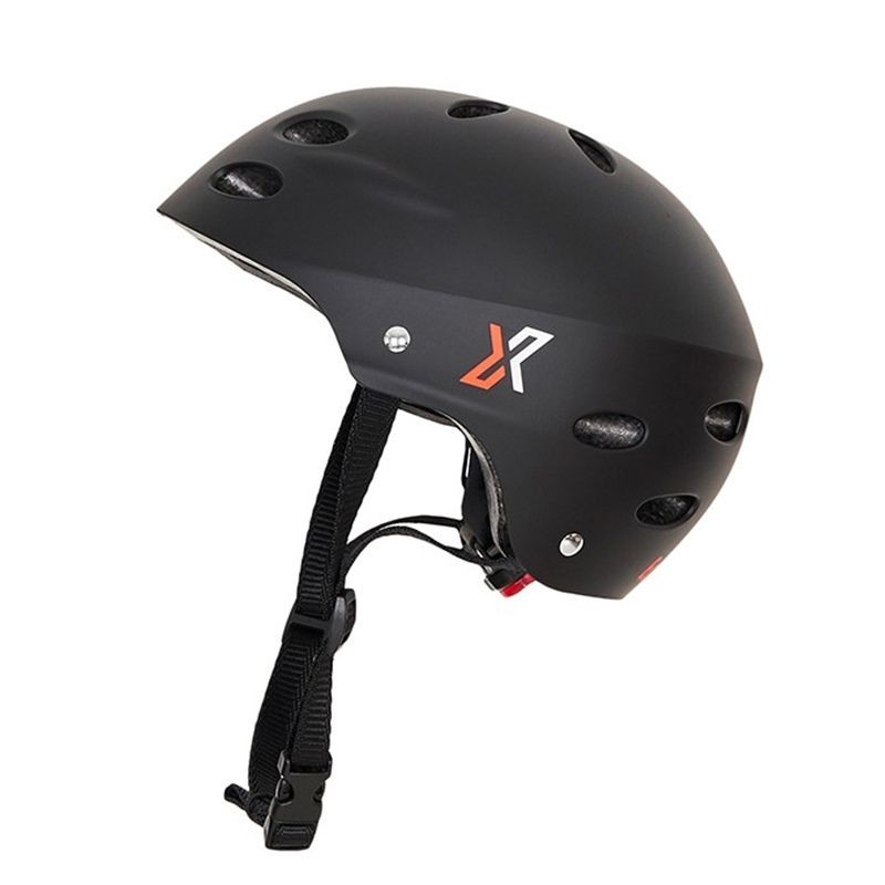 Este es el casco definitivo para usar en patinete o bicicleta, con luz  integrada y ventilación extrema